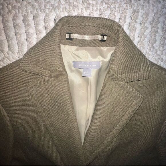 Ann Taylor Olive Green Wool Blazer - Sz 2 - Picture 16 of 16